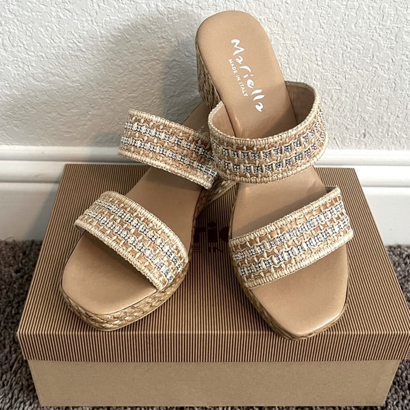 NIB Mariella Wedge Wedge Sandal 9.5 Beige - Picture 2 of 13